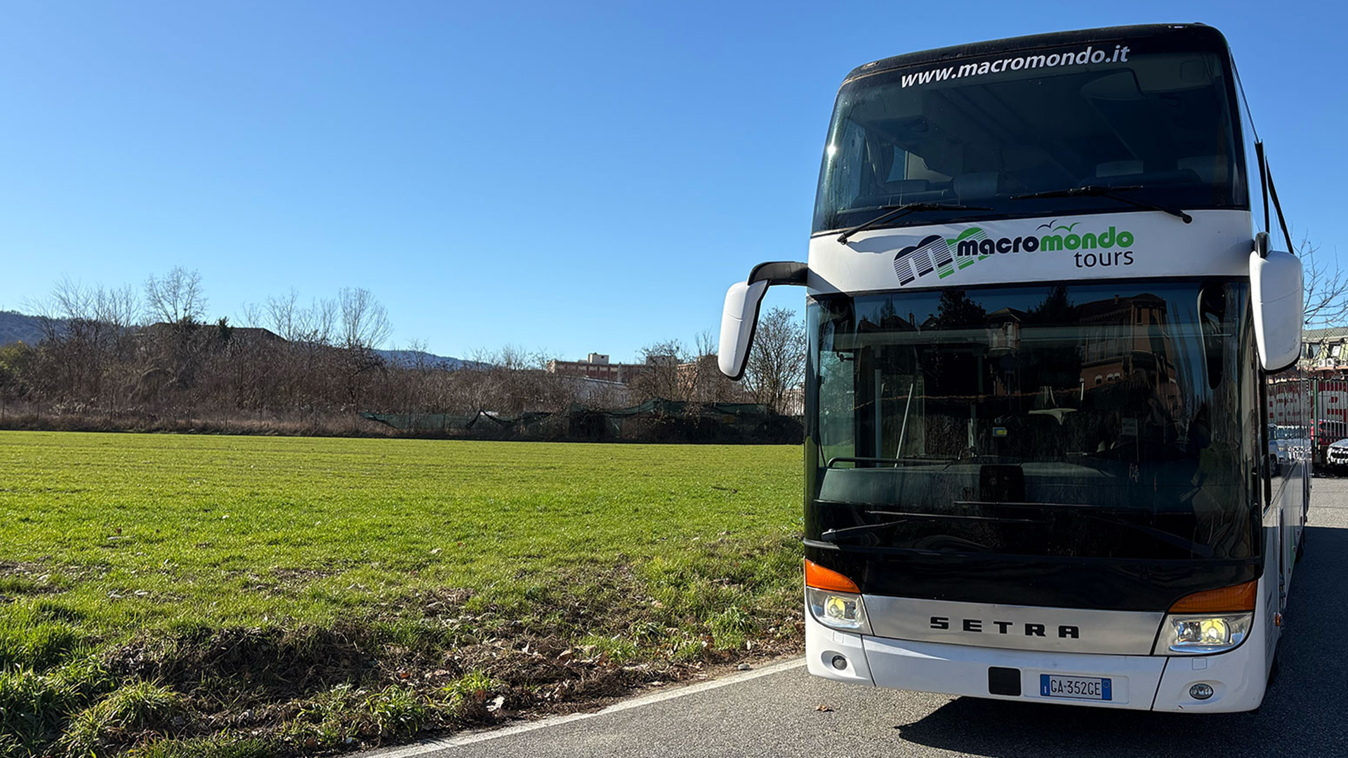 Pullman Gran Turismo per viaggi di gruppo organizzati da agenzie di viaggio e tour operator